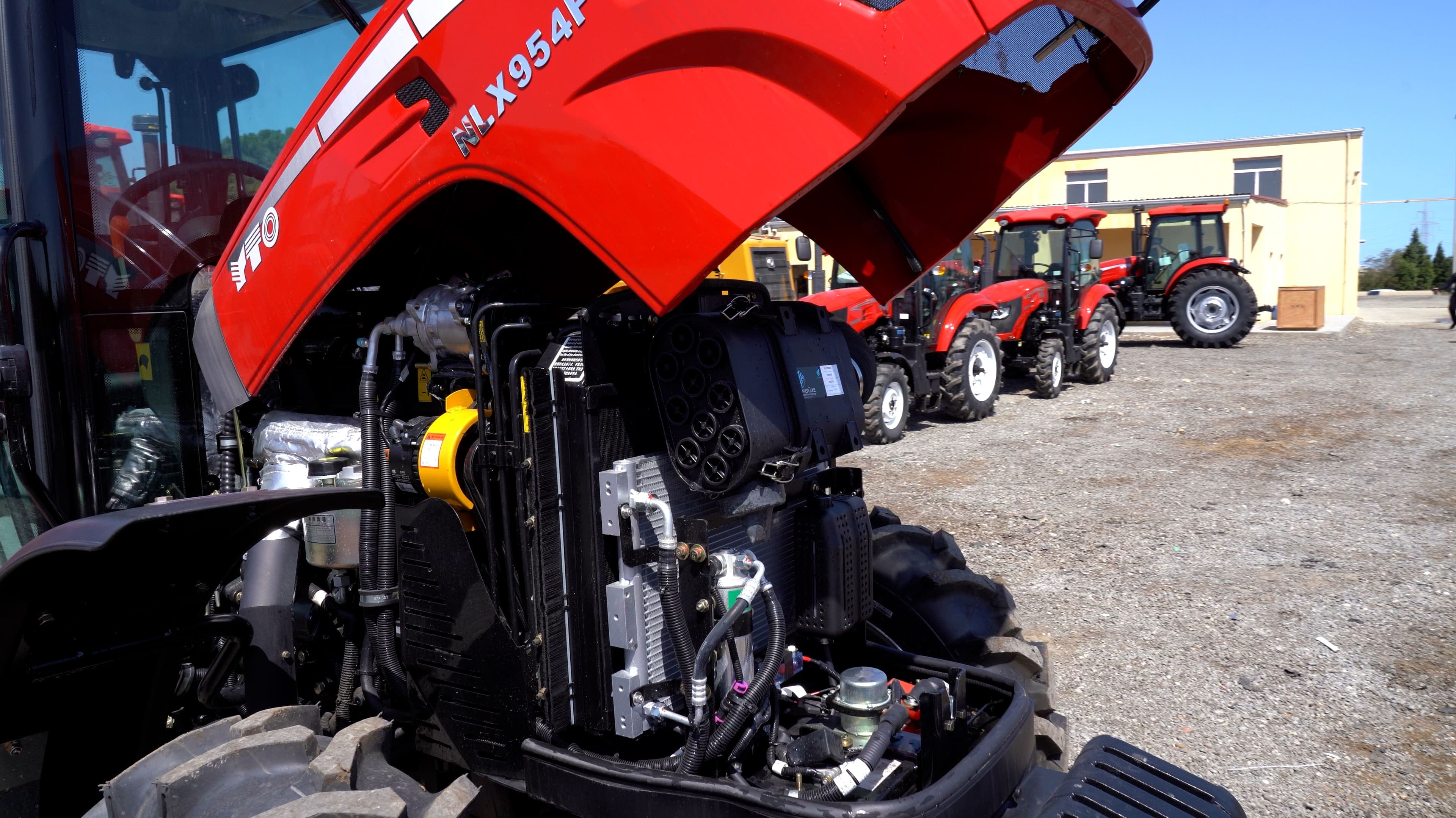 YTO NLX 954 F