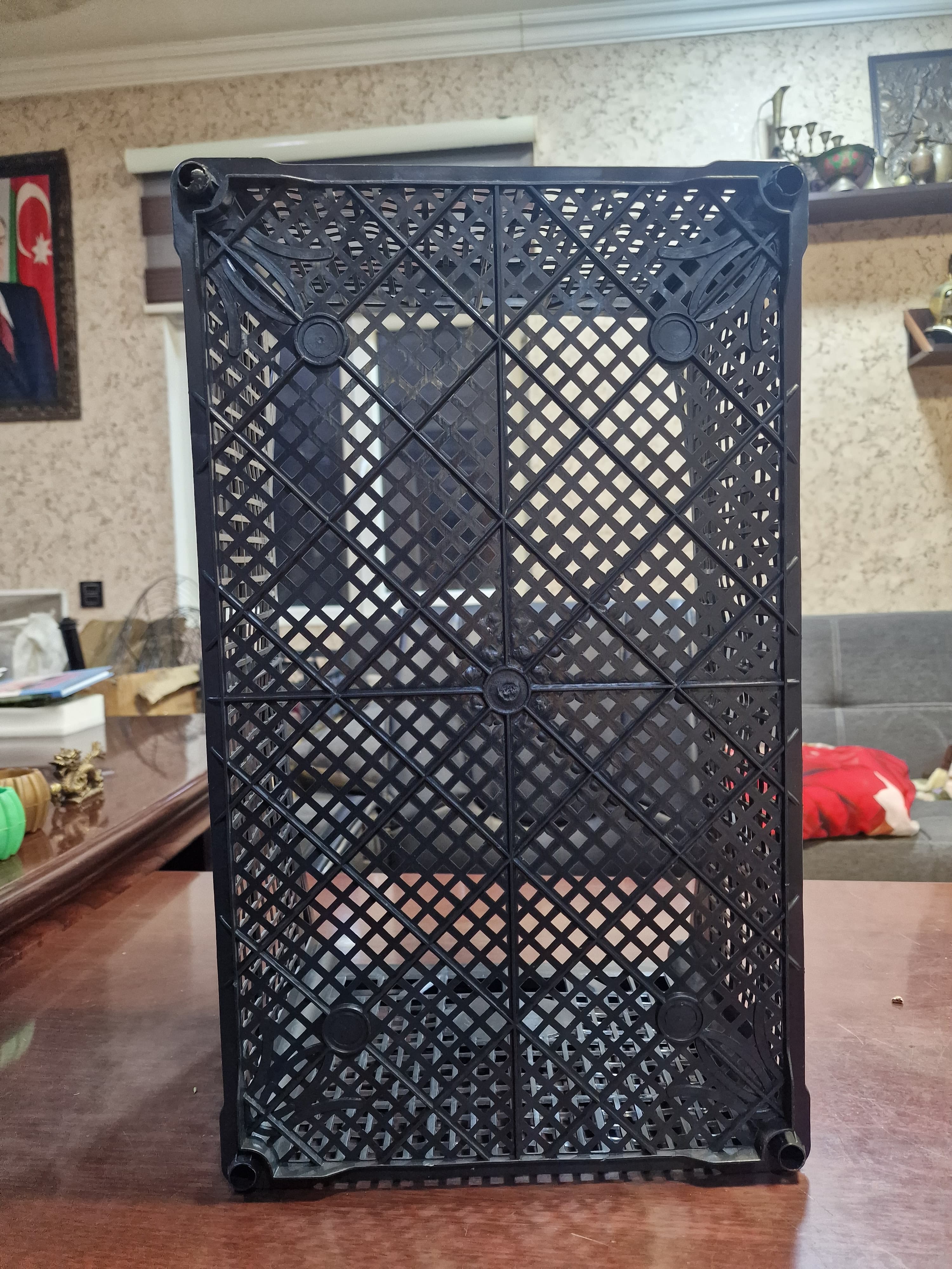 50x30x22 ölçüsündə plastik yeşiklər satılır!