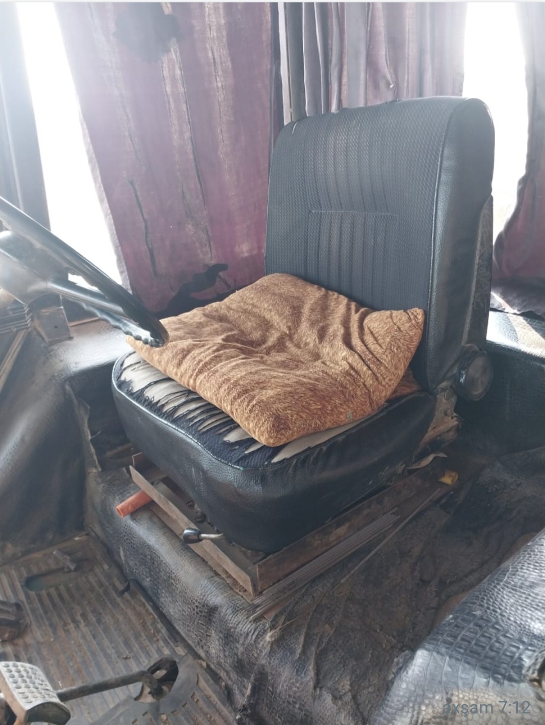 Traktor TECİLİ SATİLİR