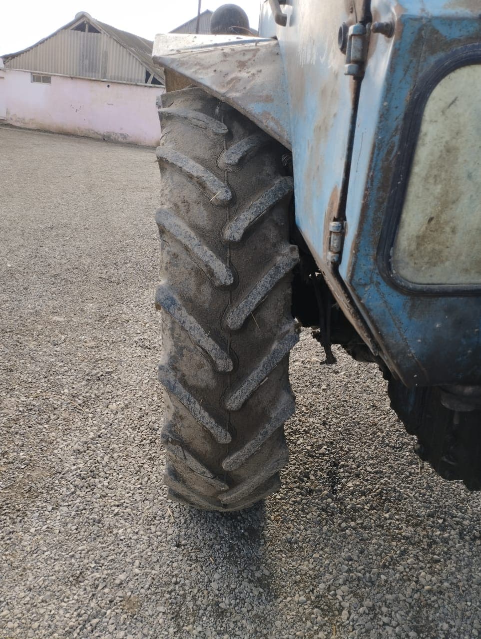 Traktor Belarus МТZ 80.