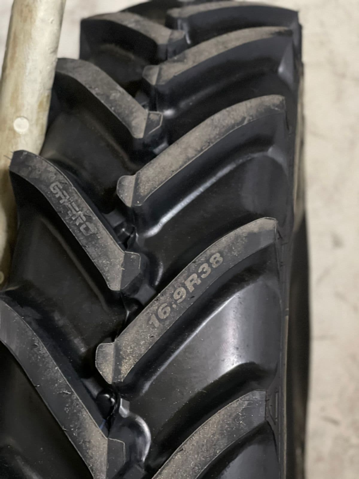 Belshina 16.9R38