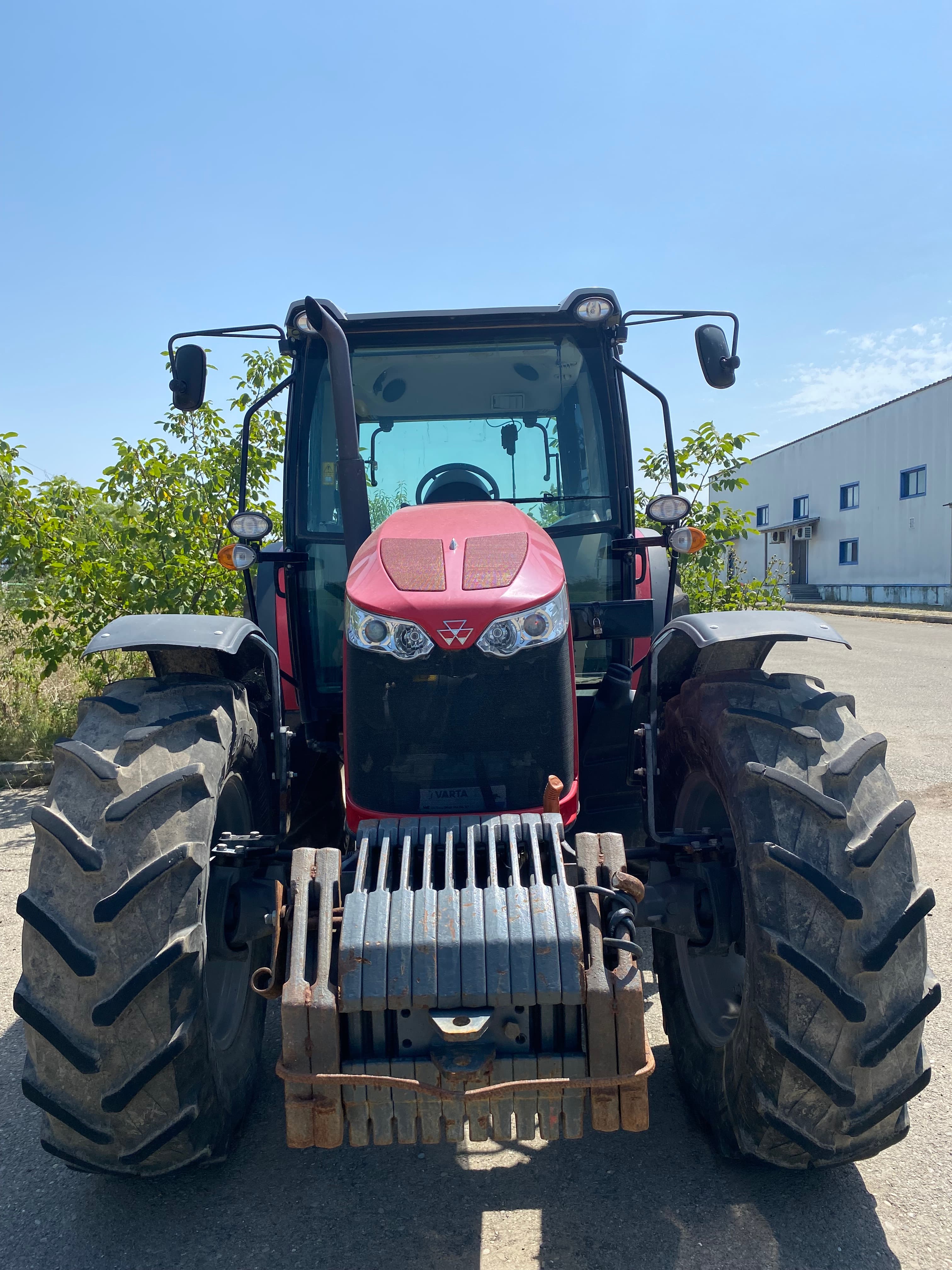 Massey Ferugson 6713