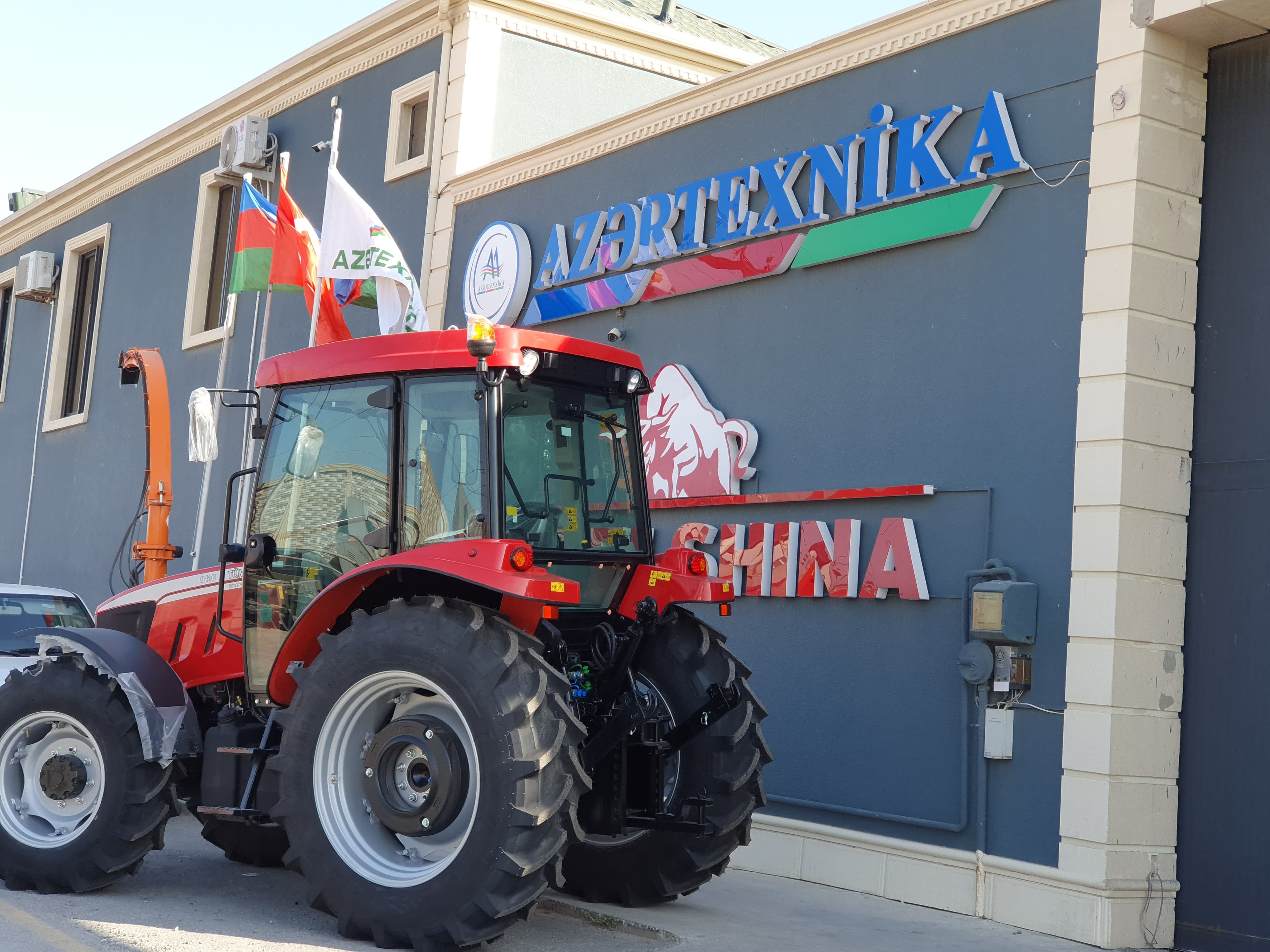 Traktor Tümosan 8110