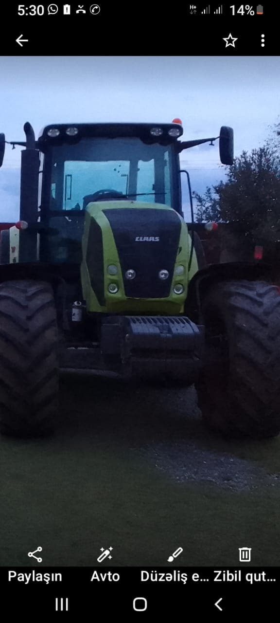 Claas axsion 820