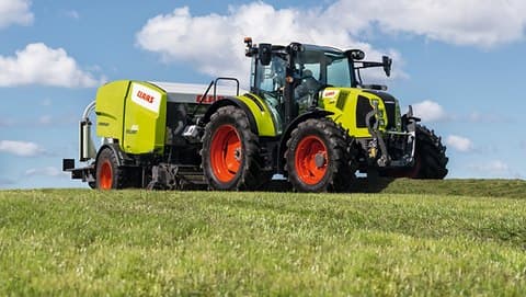 Claas Arion 640C traktor
