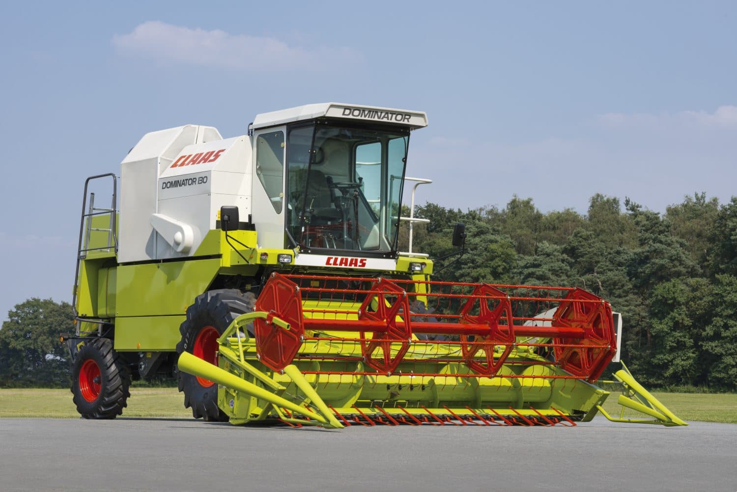 Dominator 130 kombayn