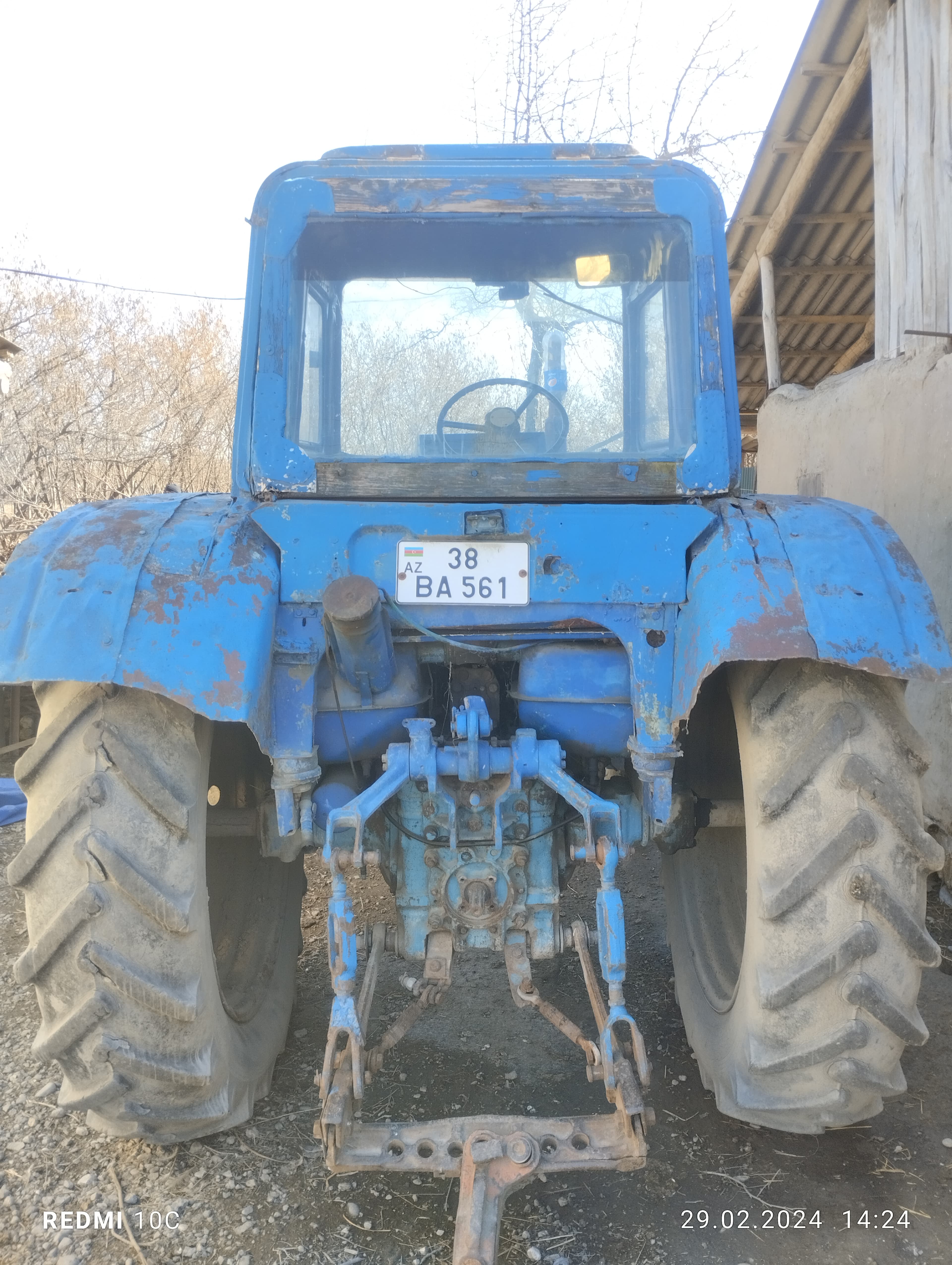 Traktor MTZ80