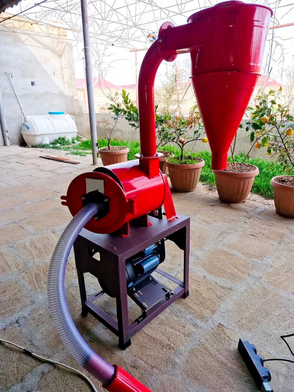 Yem üyüdən
