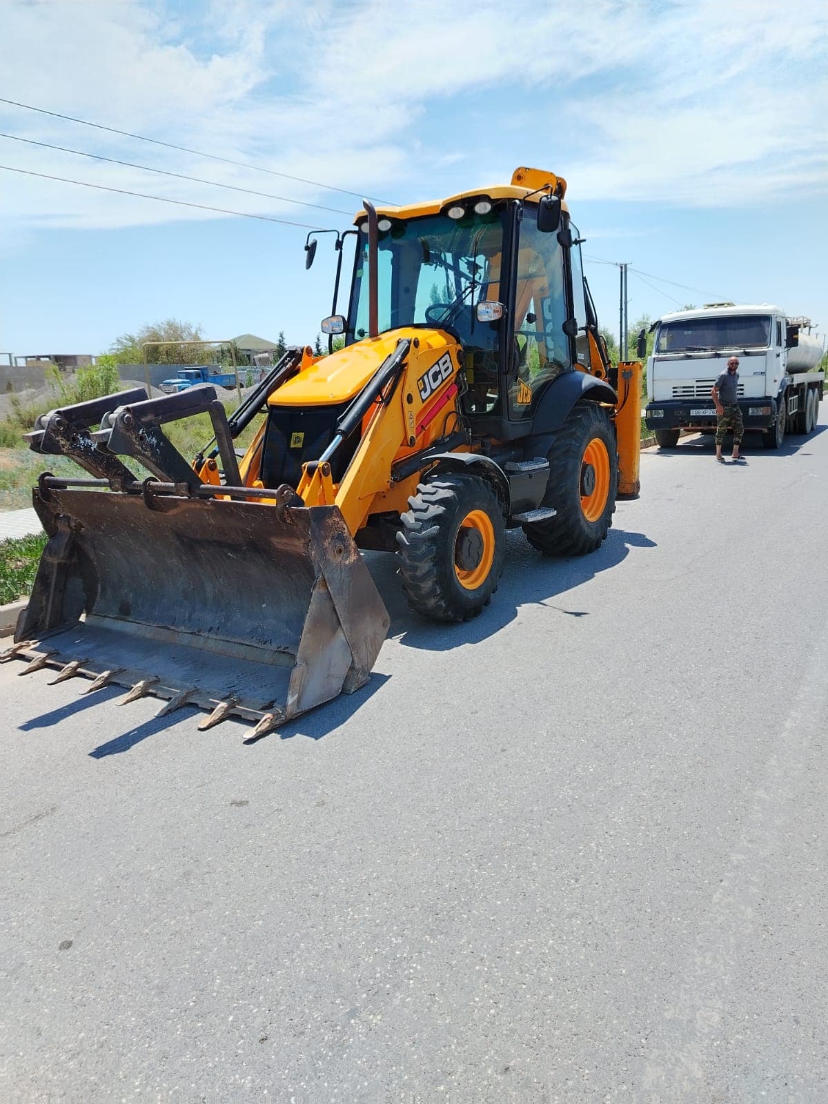 Traktor İcarəsi