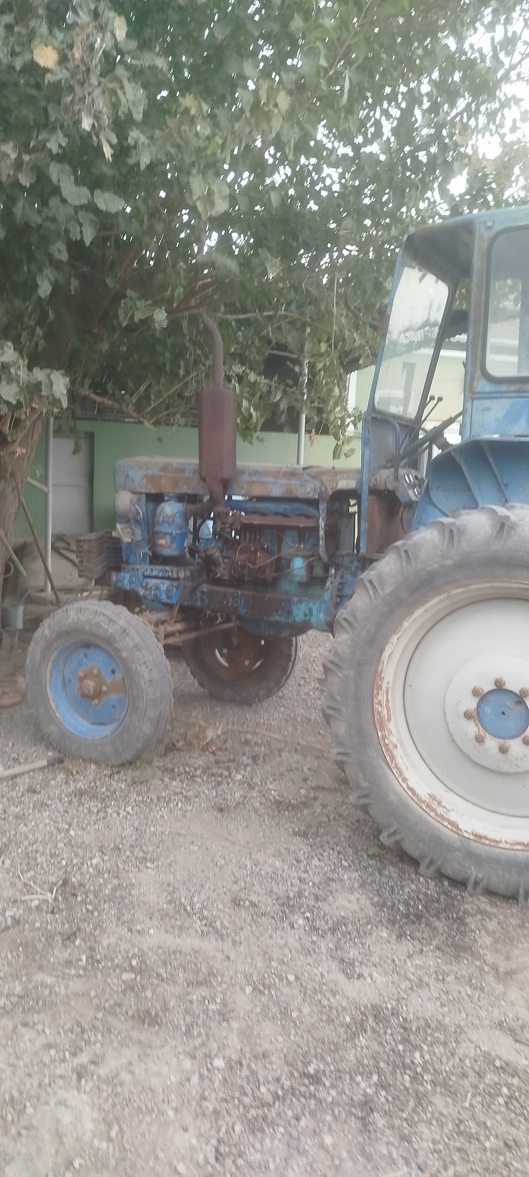 T28 Traktor