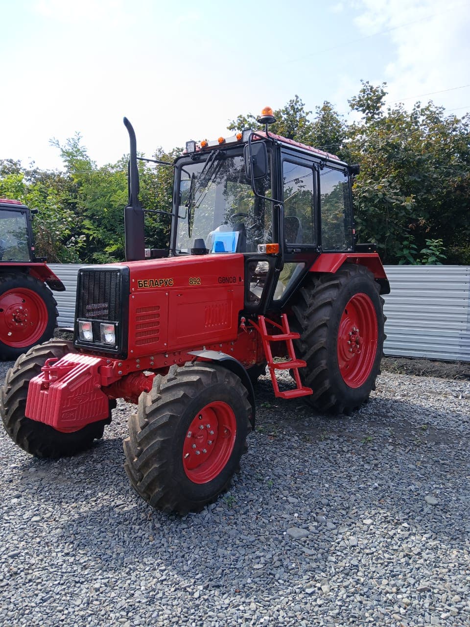 Belarus(MTZ)892