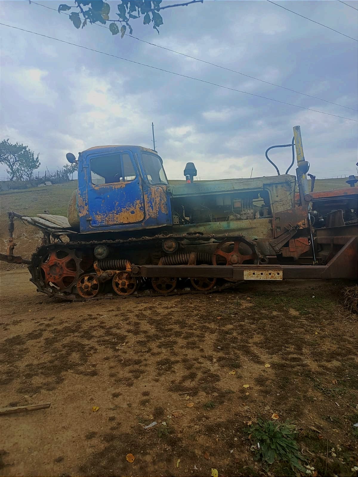 DT 75