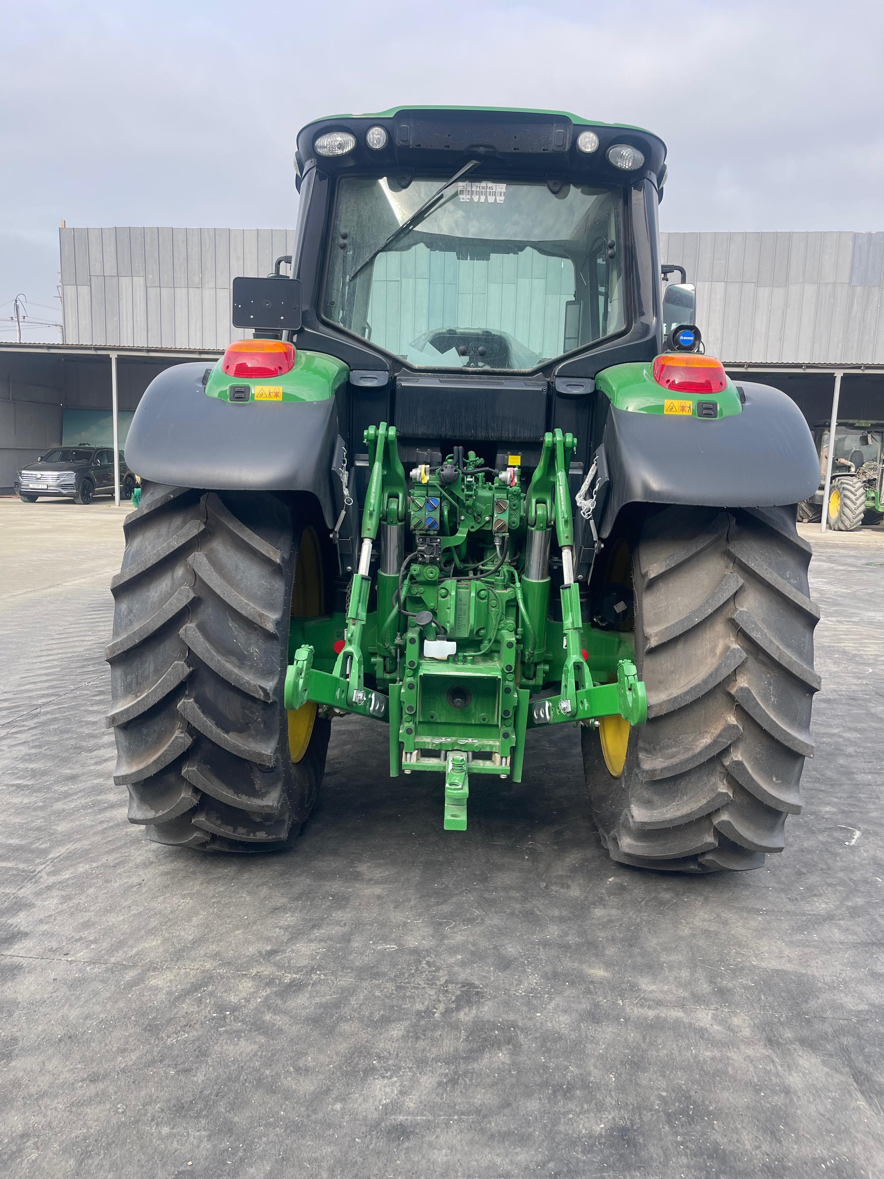 Traktor John Deere 6155M