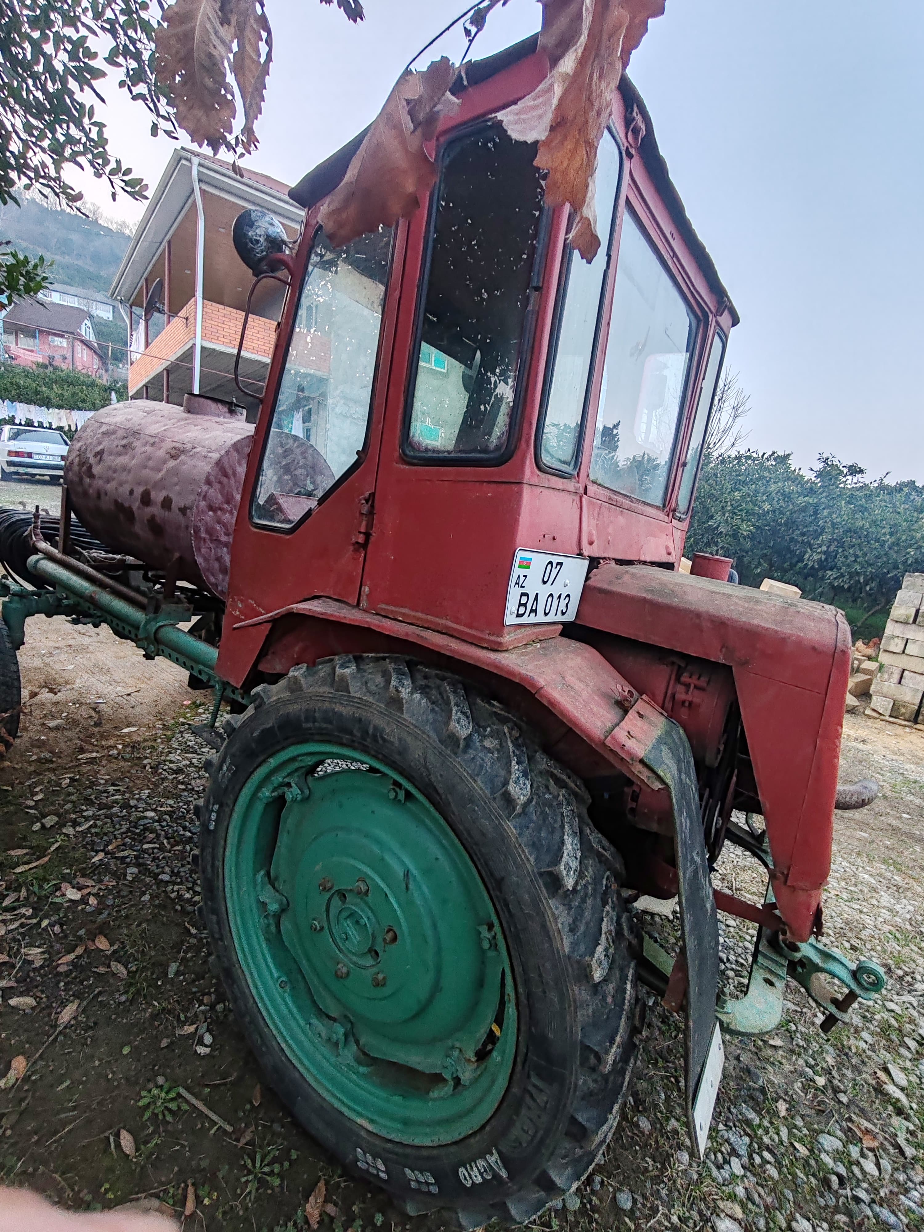 Traktor T16