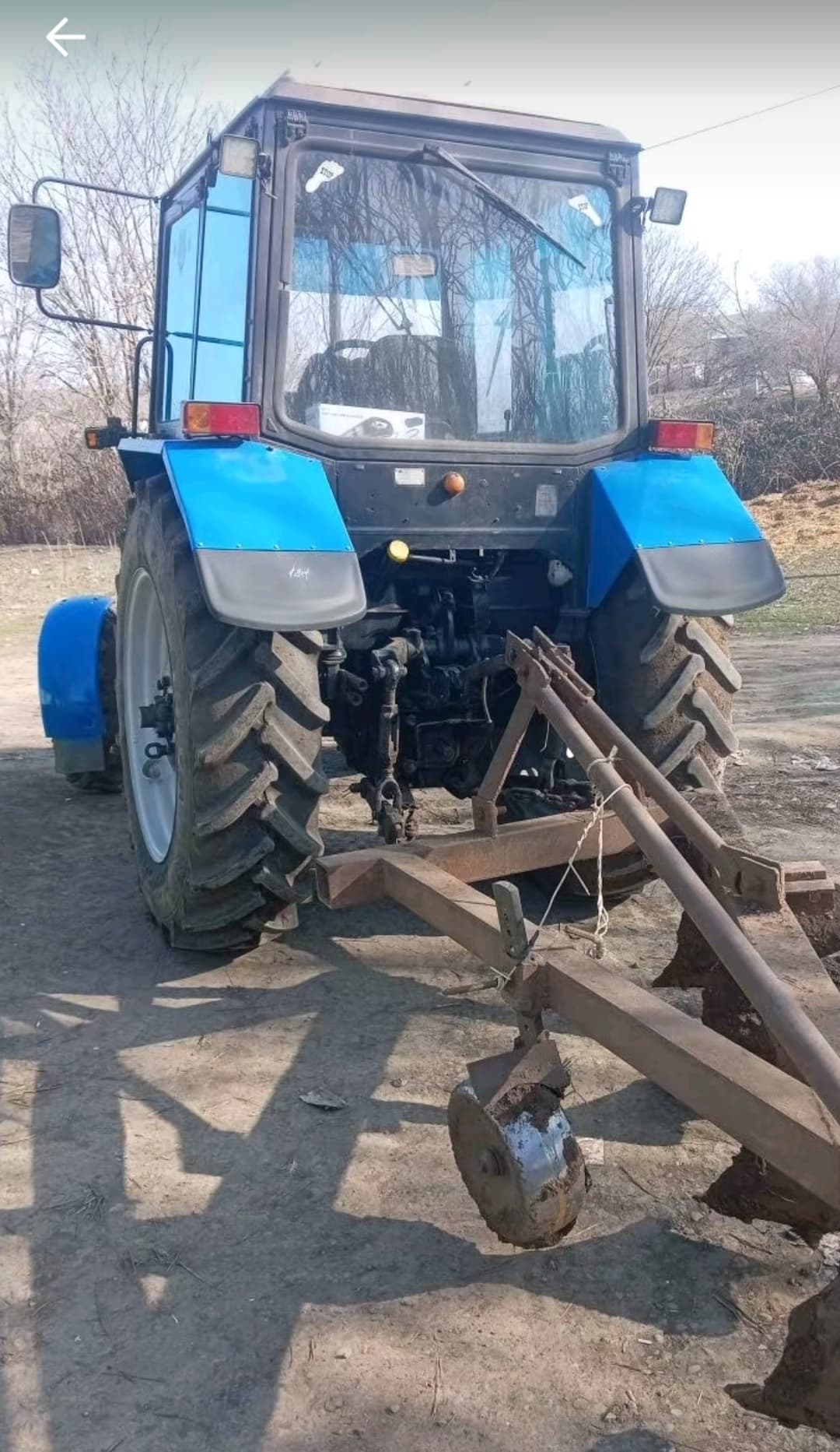Traktor Belarus 892