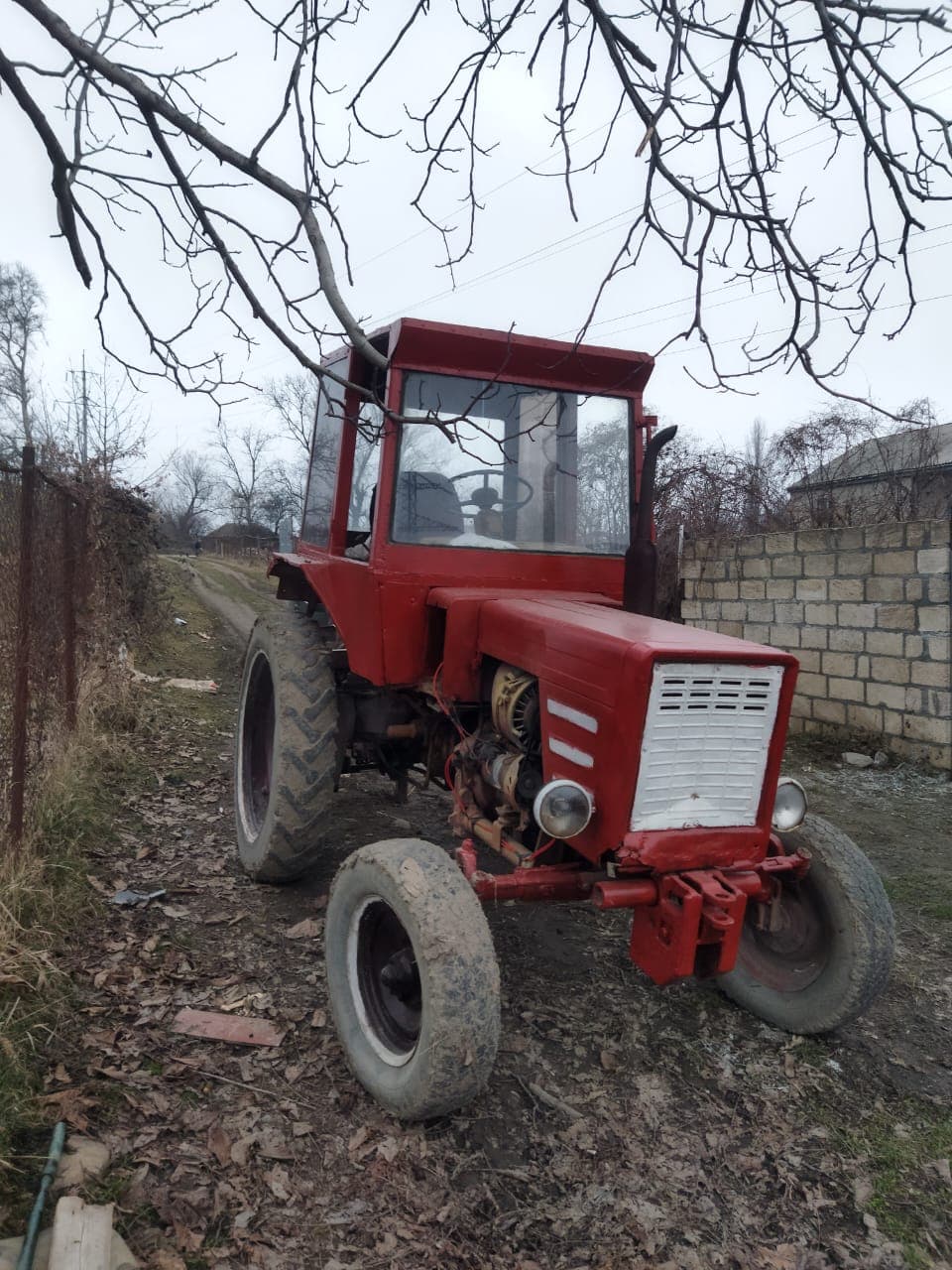 T-25 traktror