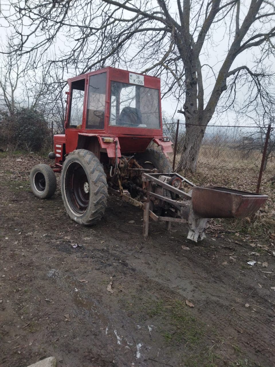 T-25 traktror