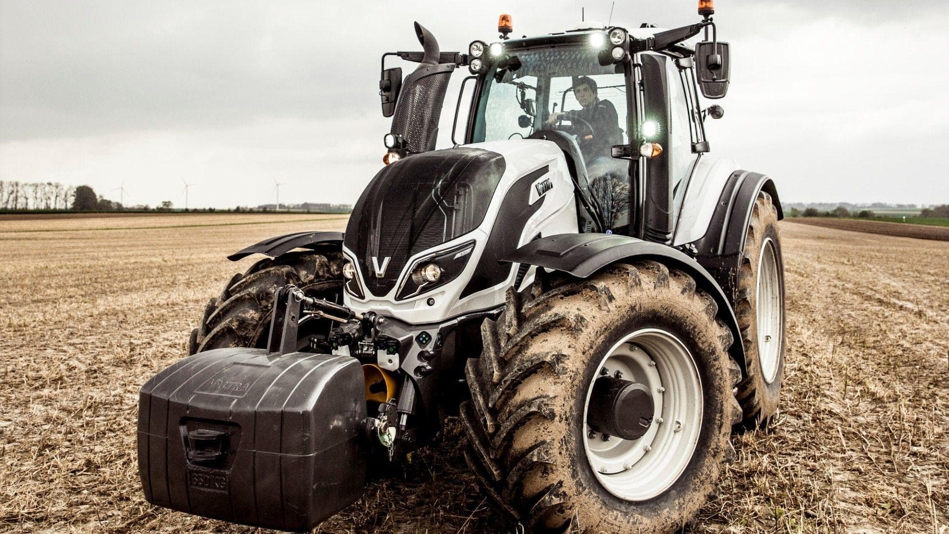 Valtra T 155