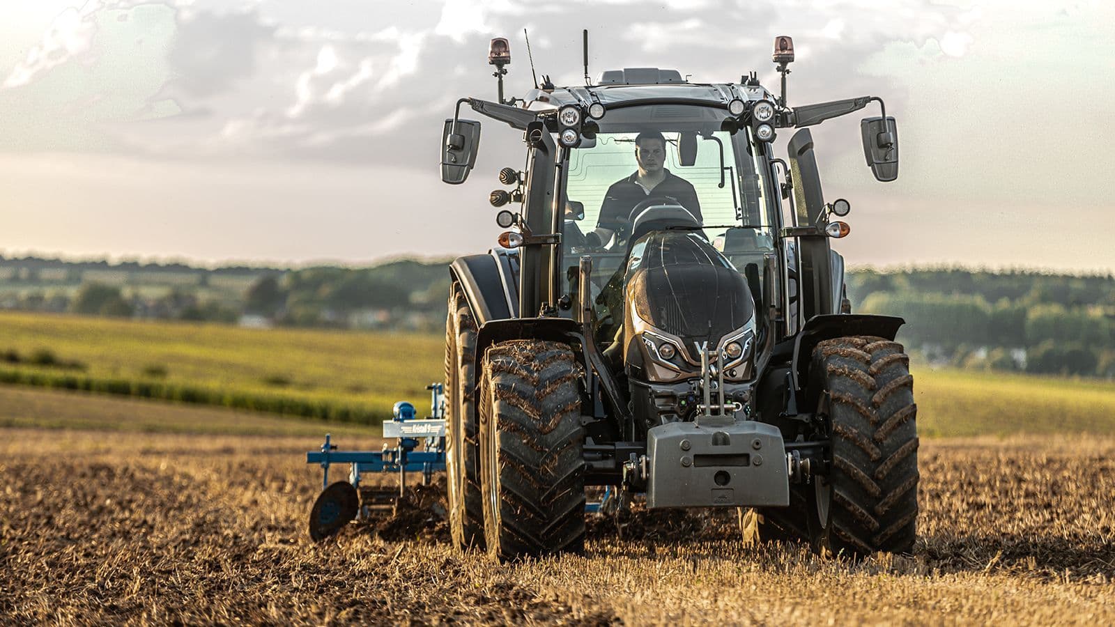 Valtra T 155