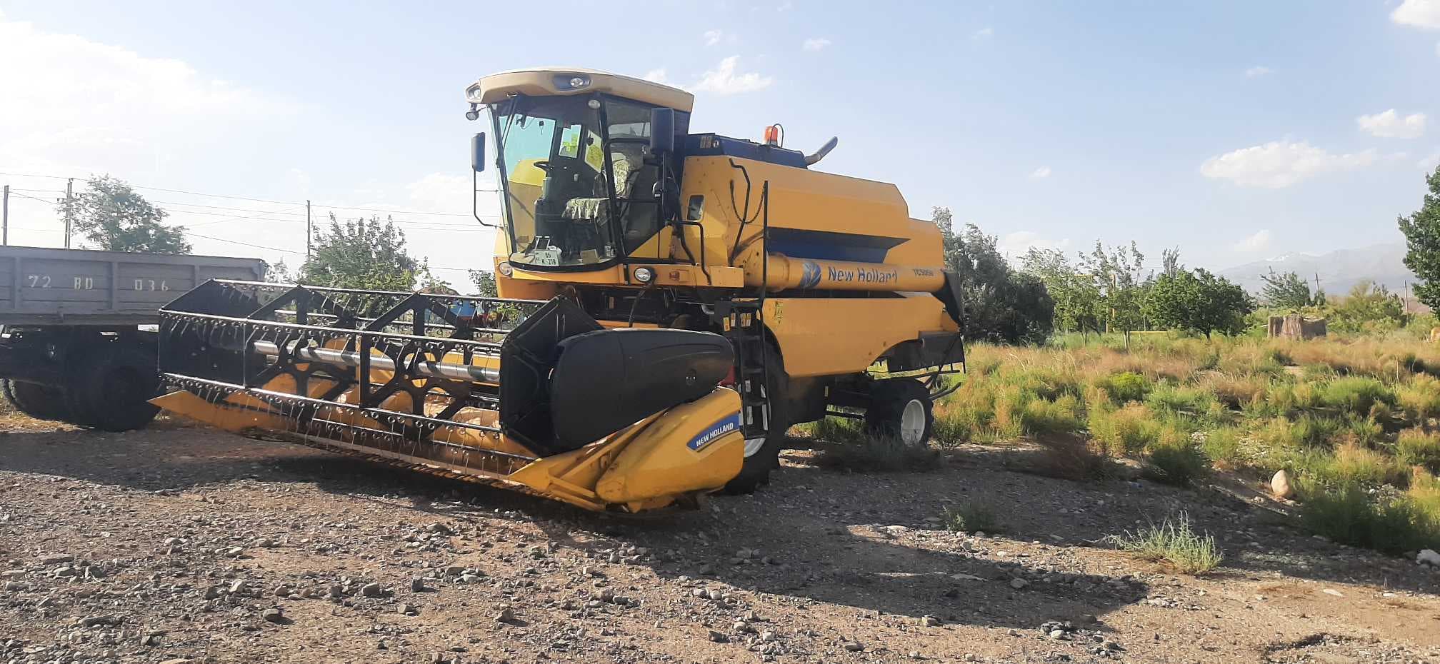 NEW HOLLAND TC5050