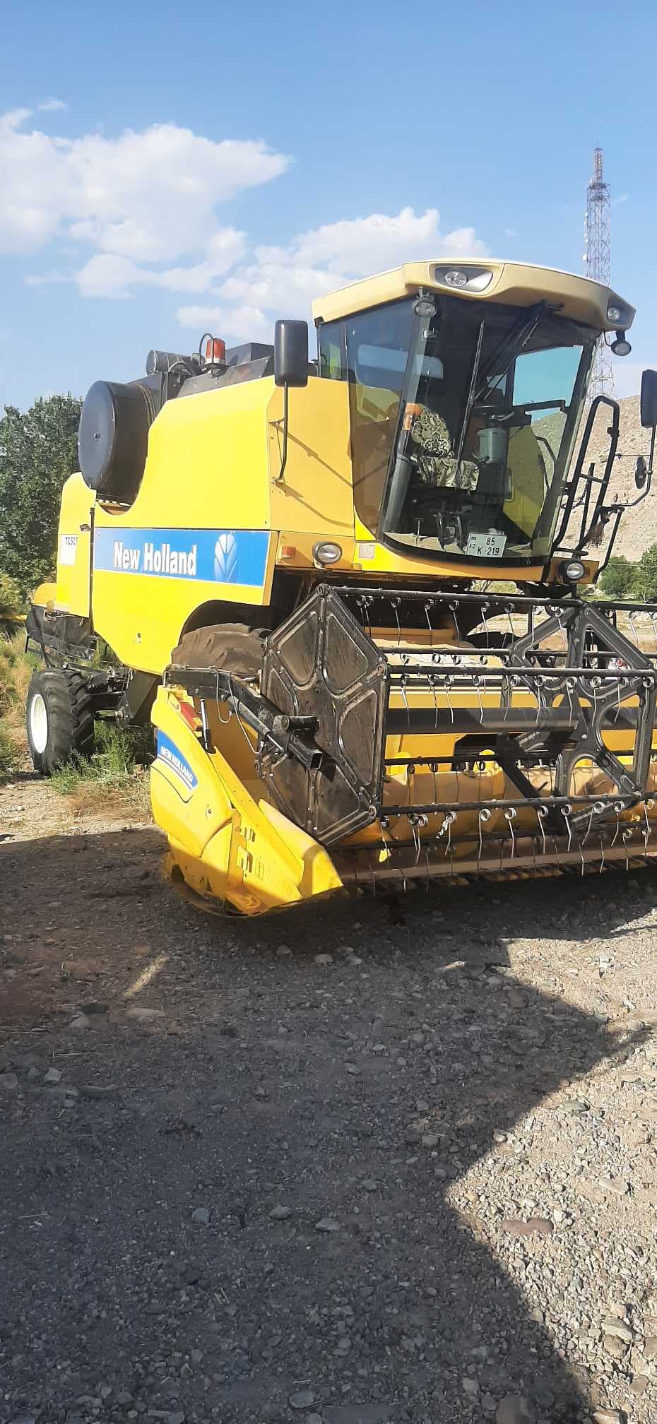 NEW HOLLAND TC5050