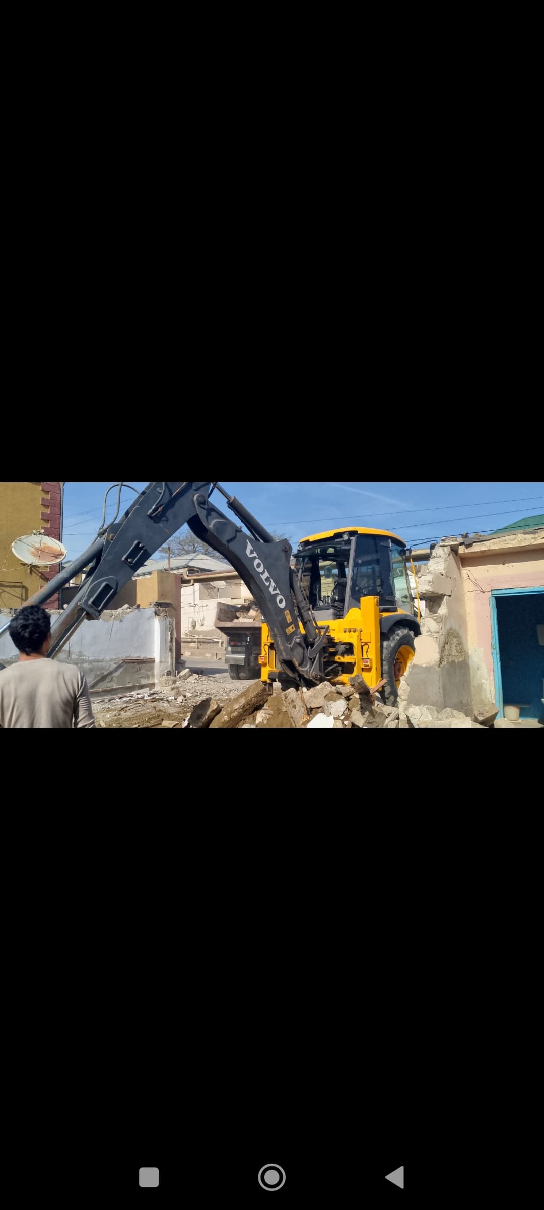 Ekskavator yükləyici