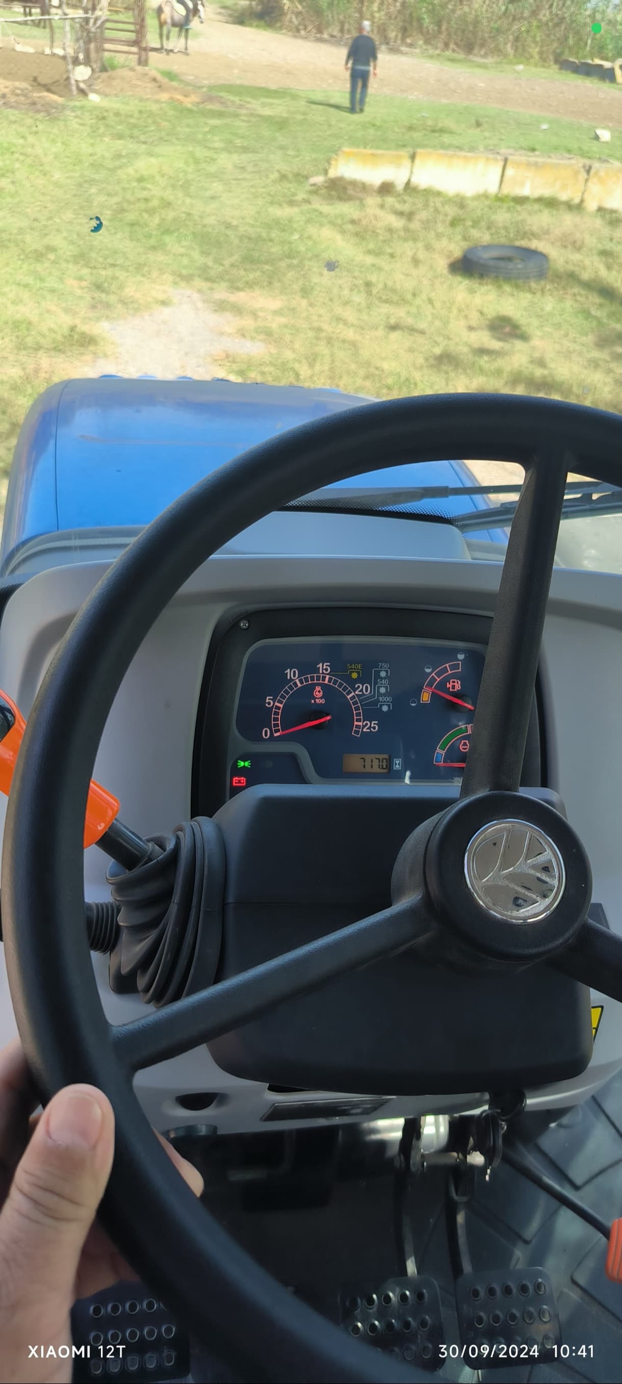 Traktor satisi