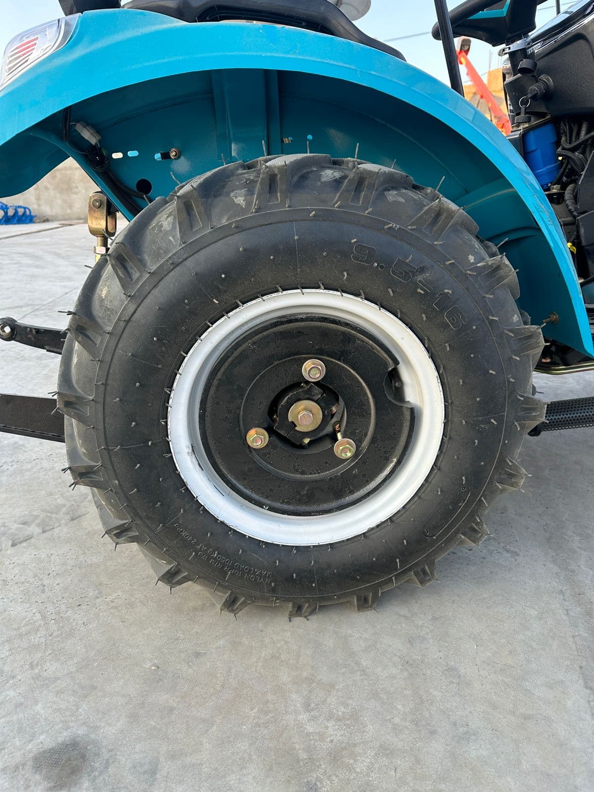 RD504 MİNİ TRAKTOR