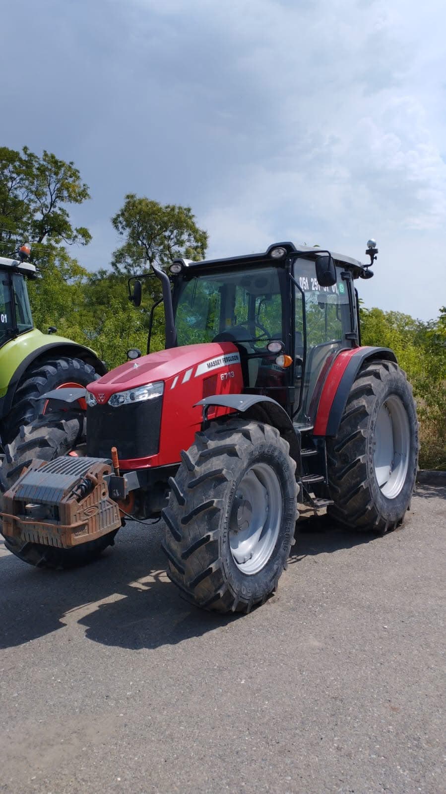 Massey Ferguson 6713 traktor